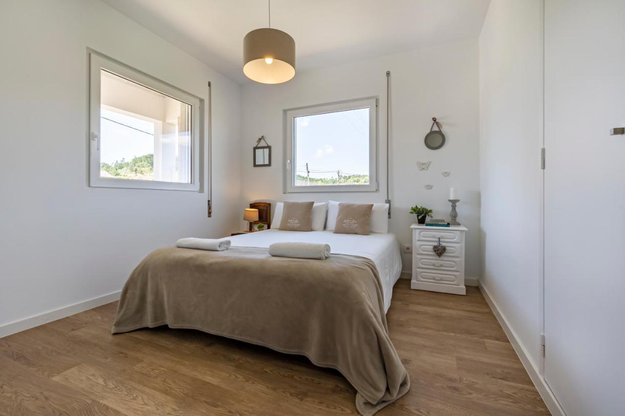 Charming Country House Ourém Esterno foto
