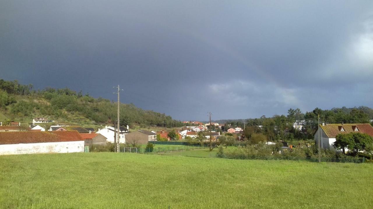 Charming Country House Ourém Esterno foto